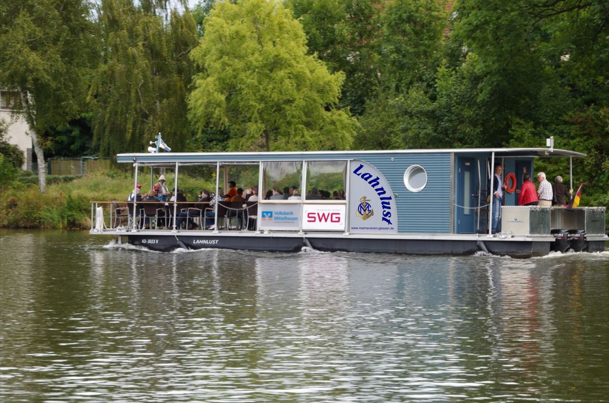 Tasting "vomFASS meets Lahnlust – die schwimmende Weinprobe auf der Lahn"